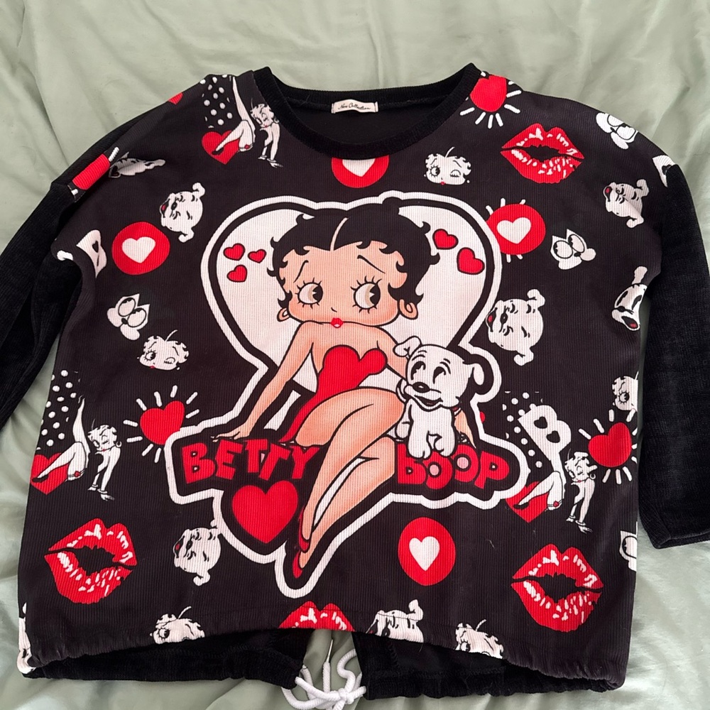 Betty Boop Graphic Sweatshirt
